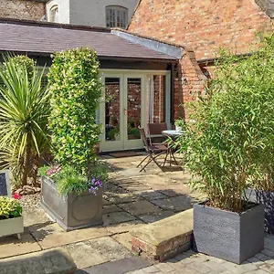 Holiday home The The Coach House, Wrexham