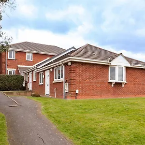 Apartment Pinfold Court, Knowsley